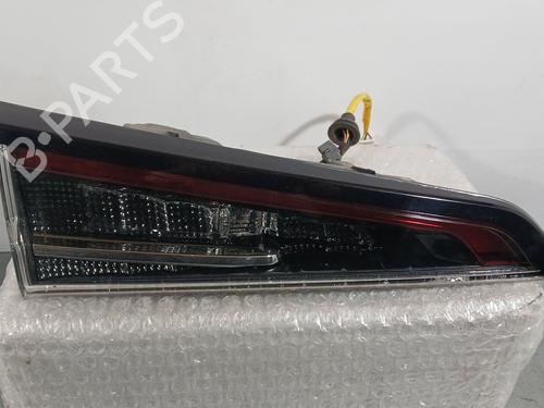 Used Left tailgate light Left tailgate light TOYOTA COROLLA Estate (_E21_) 1.8 Hybrid (ZWE211) (98 hp) 33622425 33622425