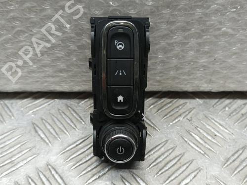 Used Switch RENAULT KADJAR (HA_, HL_) [2015-2025]  16014529