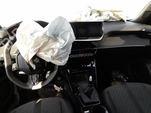 Left taillight PEUGEOT 2008 II (UD_, US_, UY_, UJ_, UR_, UC_) 1.2 PureTech 100 (USHNK) | BP30027977C34