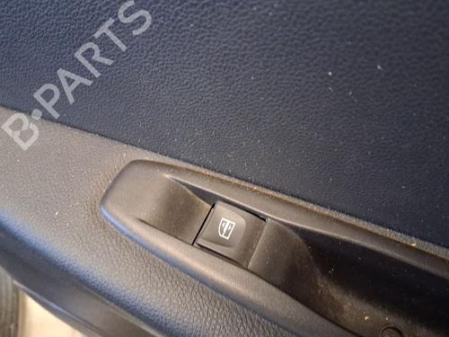 Used Right rear window switch Right rear window switch 38439701 38439701