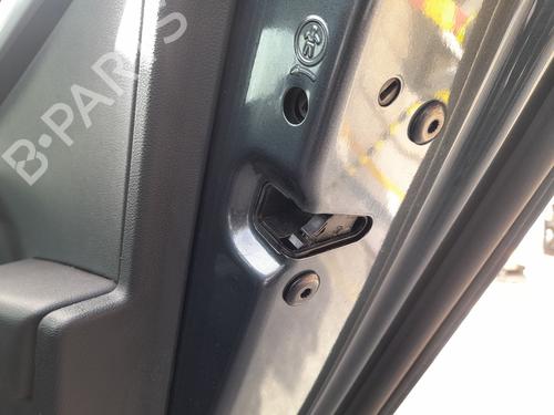 Used Rear right lock Rear right lock SKODA OCTAVIA III (5E3, NL3, NR3) 1.5 TSI (150 hp) 33886544 33886544