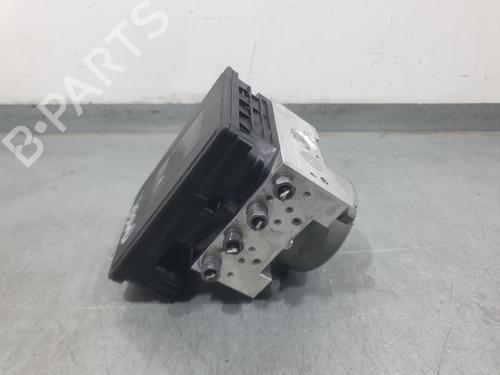 Used ABS pump ABS pump PEUGEOT 2008 II (UD_, US_, UY_, UJ_, UR_, UC_) 1.2 PureTech 100 (USHNK) (101 hp) 33886370 33886370
