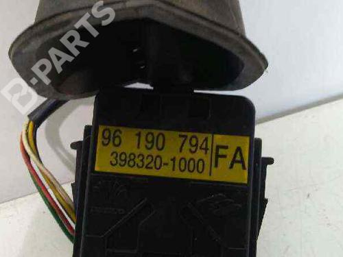 Headlight switch DAEWOO NUBIRA Wagon (J100) 2.0 16V | BP2586494I24 