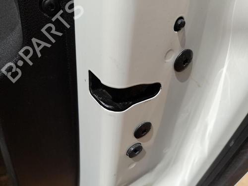 front-right-lock-toyota-proace-city-verso-mpv-bky_-2019-26583538 main image