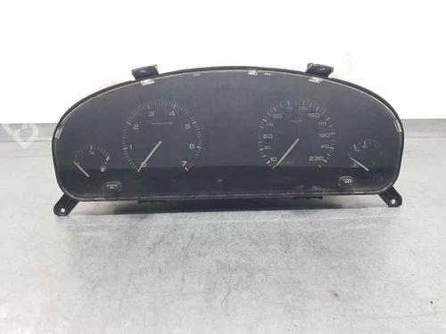 Used Instrument cluster PEUGEOT 406 (8B) [1995-2005]  19782979
