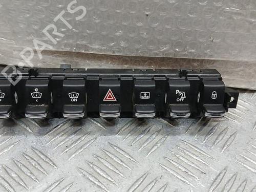 Used Switch PEUGEOT 3008 I MPV (0U_) 1.6 BlueHDi 120 (120 hp) 30382687