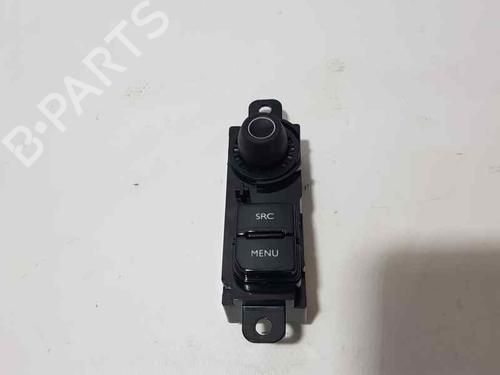 Używane Przełącznik PEUGEOT 2008 I (CU_) 1.2 THP 110 / PureTech 110 (110 hp) 11652196