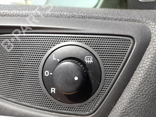 Used Mirror switch SKODA OCTAVIA II (1Z3) 1.6 TDI (105 hp) 26582702