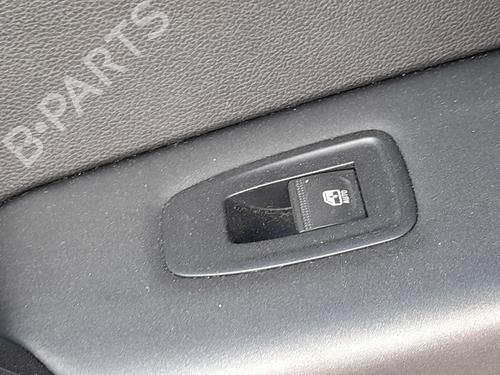 Used Right front window switch RENAULT CAPTUR II (HF_) TCe 140 (HFN0) (140 hp) 29976900