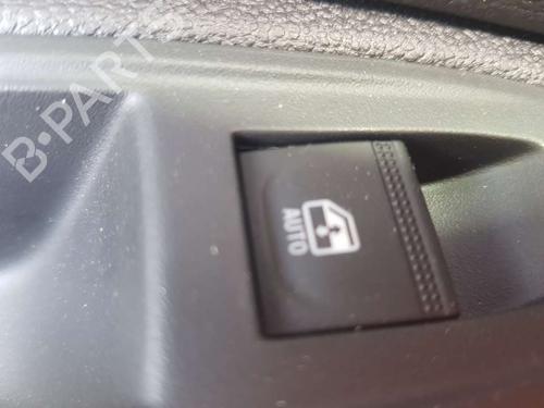 Venstre bak elrute bryter MITSUBISHI COLT VII Hatchback (VB_)  MQ000773