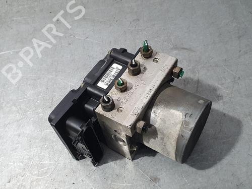 Used ABS pump RENAULT SCÉNIC II (JM0/1_) [2003-2010]  3722832