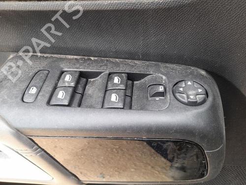 Used Left front window switch CITROËN C5 AIRCROSS (A_) 1.2 PureTech 130 (ARHNSJ) (131 hp) 29807766