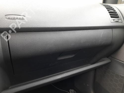 Used Glove box VW POLO IV (9N_, 9A_) 1.4 TDI (75 hp) 30152135