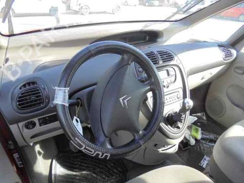 Left front fog light CITROËN XSARA PICASSO (N68) 1.6 HDi | BP605923C30