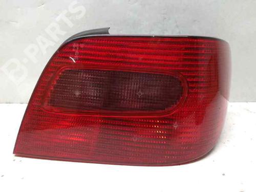 Used Right taillight CITROËN XSARA (N1) 2.0 HDi 90 (90 hp) 863848