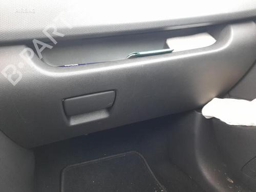 Used Glove box OPEL MERIVA B MPV (S10) 1.4 (75) (100 hp) 27259603