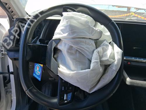 Used Steering wheel Steering wheel RENAULT MEGANE E-TECH SUV EV60 (BNJ1) (218 hp) 33958427 33958427