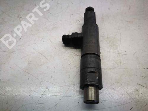 Used Injector RENAULT 18 (134_) 2.1 TD (88 hp) 10280899