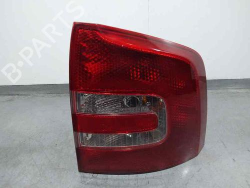 Used Right taillight SKODA OCTAVIA II Combi (1Z5) 2.0 TDI 4x4 (140 hp) 19268910
