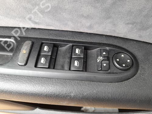 Used Left front window switch PEUGEOT 407 (6D_) 2.0 HDi 135 (6DRHRH, 6DRHRE, 6DRHRG, 6DRHRJ) (136 hp) 25722756