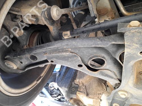 Used Right front suspension arm Right front suspension arm TOYOTA YARIS (_P13_) 1.0 (KSP130) (72 hp) 35790988 35790988