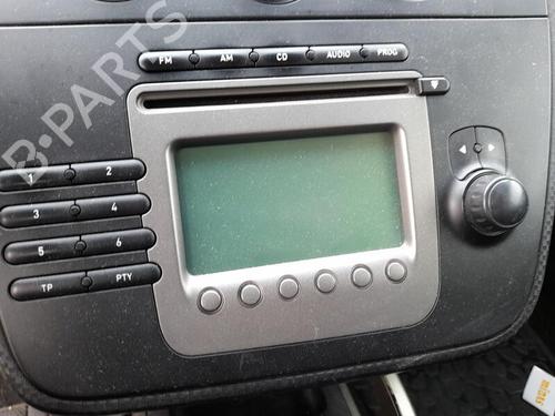 Used Radio SEAT TOLEDO III (5P2) 1.9 TDI (105 hp) 29445505