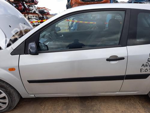 Used Left front door FORD FIESTA V (JH_, JD_) 1.4 16V (80 hp) 31833557