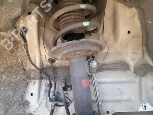 Used Right front shock absorber TOYOTA YARIS (_P13_) 1.5 (NSP131_) (112 hp) 30001885