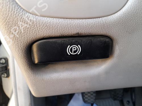 Used Hand brake MERCEDES-BENZ C-CLASS T-Model (S203) C 220 CDI (203.206, 203.208) (143 hp) 31340434