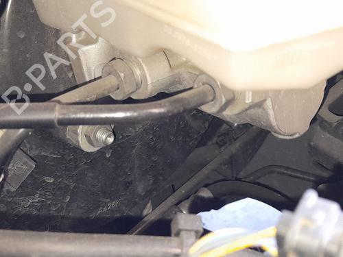 Used Brake master cylinder Brake master cylinder 37217555 37217555
