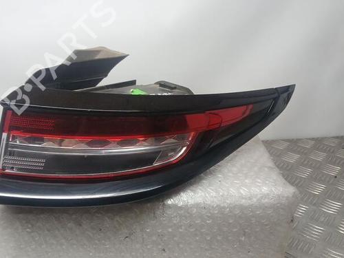 right-taillight-ds-ds-3-ds-3-crossback-ur_-uc_-uj_-exterior-2018-17680703 main image