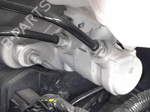 brake-master-cylinder-toyota-corolla-saloon-_e21_-2019-36498429 main image