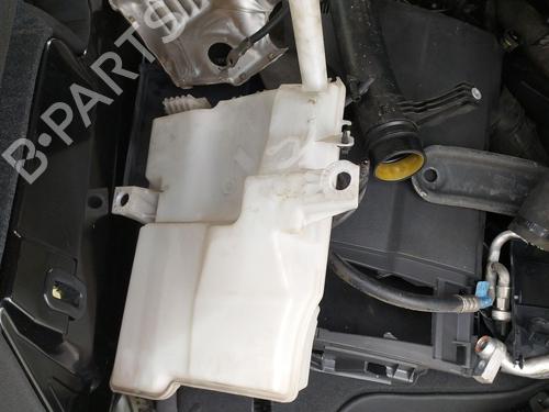 Used Windscreen washer tank FORD FOCUS III 1.0 EcoBoost (125 hp) 32725616