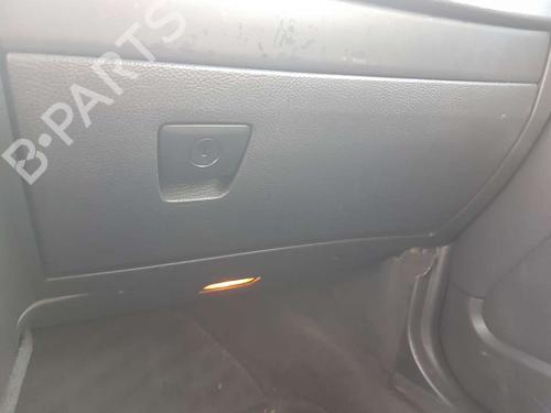 Used Glove box VOLVO XC90 I (275) D5 AWD (163 hp) 19173372