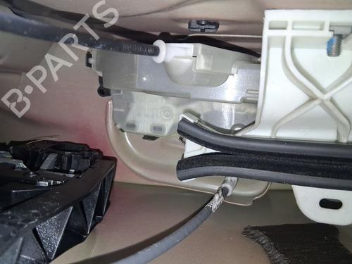 Used Front right lock Front right lock CITROËN C3 III (SX) 1.5 BlueHDi 100 (SXYHYP, SXYHTU) (102 hp) 40079127 40079127