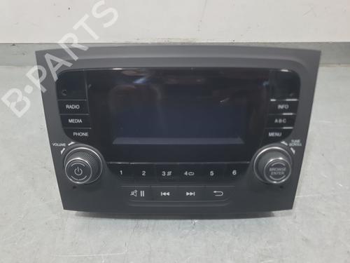 Used Radio Radio FIAT DOBLO Cargo (263_) 1.3 D Multijet (263WXU1A, 263ZXU1A, 263WYB1A, 263ZYB1A) (95 hp) 33431403 33431403