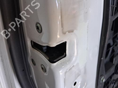front-left-lock-kia-carens-iv-2013-37217434 main image