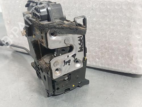 Used Front right lock Front right lock SMART FORFOUR Hatchback (453) electric drive / EQ (453.091) (56 hp) 33886419 33886419