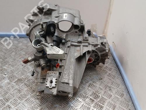 Used Gearbox VW UP! (121, 122, BL1, BL2, BL3, 123) 1.0 (60 hp) 13939581