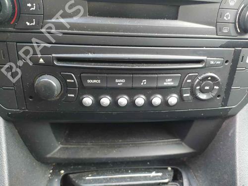 Radio CITROËN C5 III (RD_)  6574PA