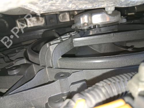 Used Radiator fan Radiator fan 38270432 38270432