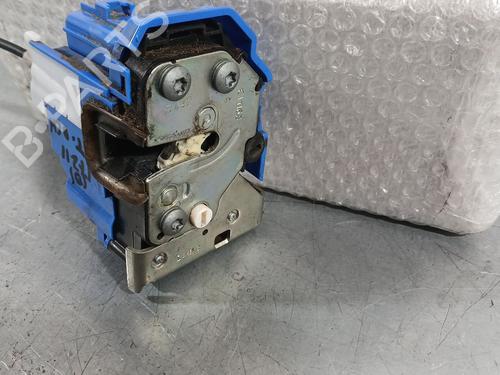 rear-right-lock-fiat-500l-351_-352_-2012-29852369 main image