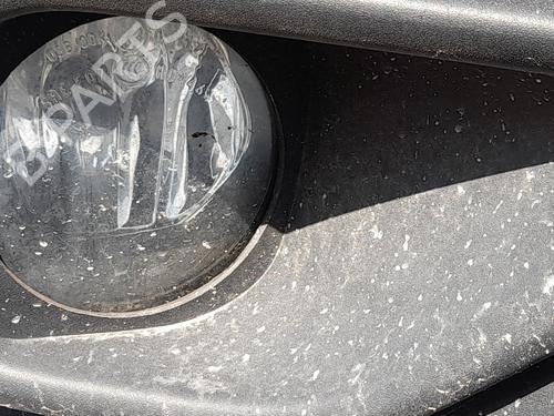 Used Right front fog light Right front fog light FIAT DOBLO Cargo (263_) 1.3 D Multijet (263WXU1A, 263ZXU1A, 263WYB1A, 263ZYB1A) (95 hp) 33428536 33428536