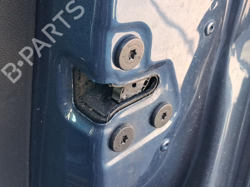 front-right-lock-renault-megane-iv-hatchback-b9amn_-2015-39955100 main image