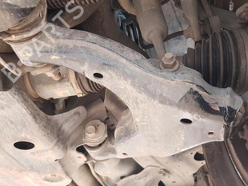 Used Left front suspension arm TOYOTA LAND CRUISER PRADO (_J15_) 2.8 D-4D (GDJ150_, GDJ155_, GDJ150, GDJ151) (177 hp) 29333930