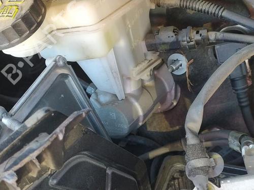 Used Brake master cylinder OPEL GRANDLAND / GRANDLAND X (A18, P1UO) 1.2 (75) (131 hp) 25769364