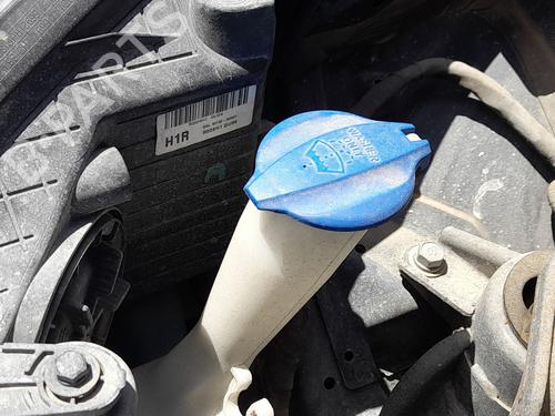 windscreen-washer-tank-hyundai-i30-gd-2011-36302723 main image