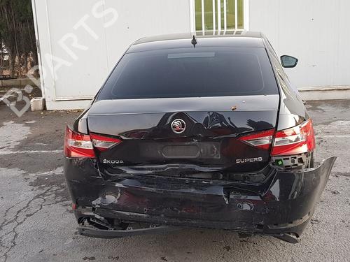 Left front fog light SKODA SUPERB III (3V3) 2.0 TDI | BP8535782C30 