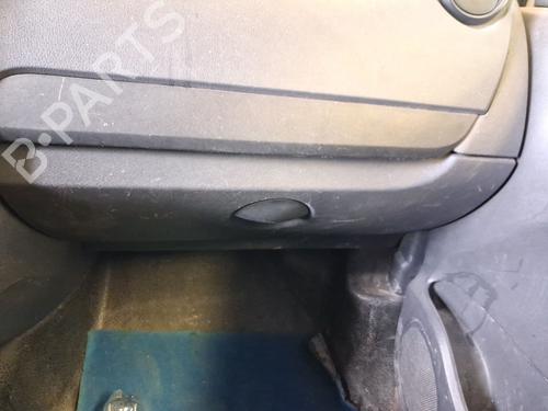 Used Glove box Glove box 37473307 37473307