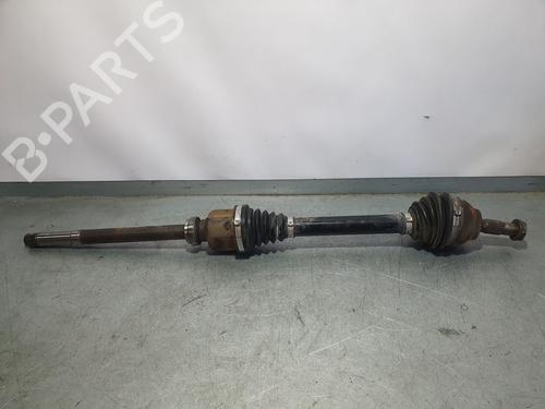 Used Right front driveshaft PEUGEOT PARTNER Tepee 1.6 HDi (114 hp) 8638884